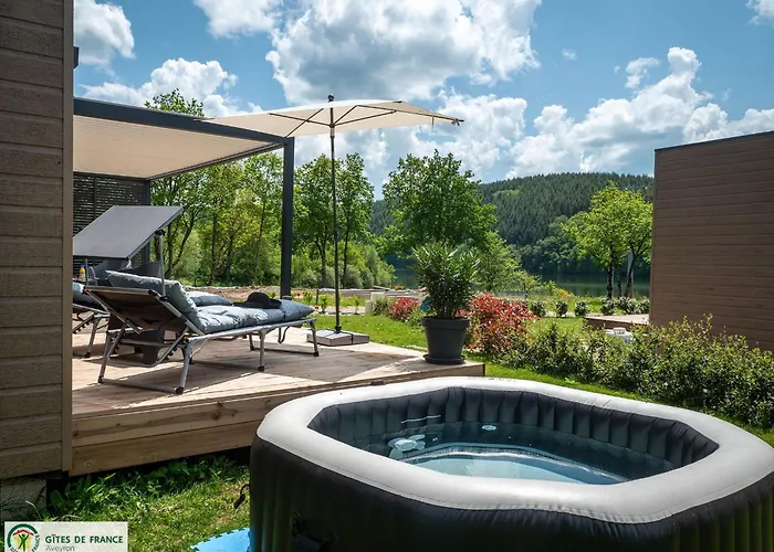 Hébergement de vacances Au Père Peinard Le Vibal